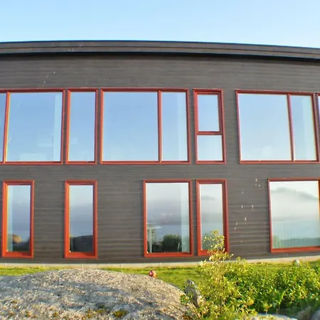 Modern Oceanfront In The Centre Of Lofoten Stamsund